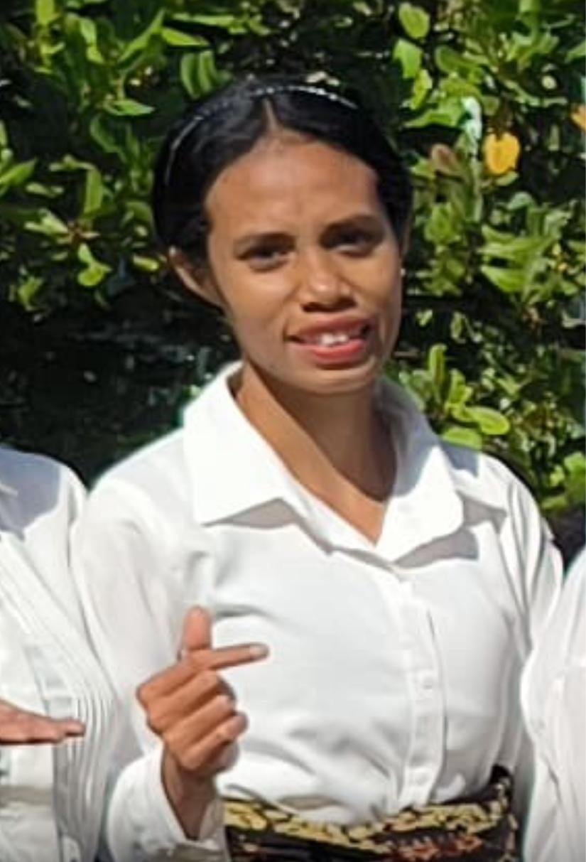 Popy Graciela Ina Bungga, S.Pd